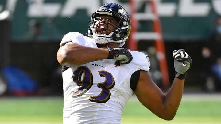 Falcons DE Calais Campbell 'Big Fan' of New Teammates Jessie Bates, David Onyemata