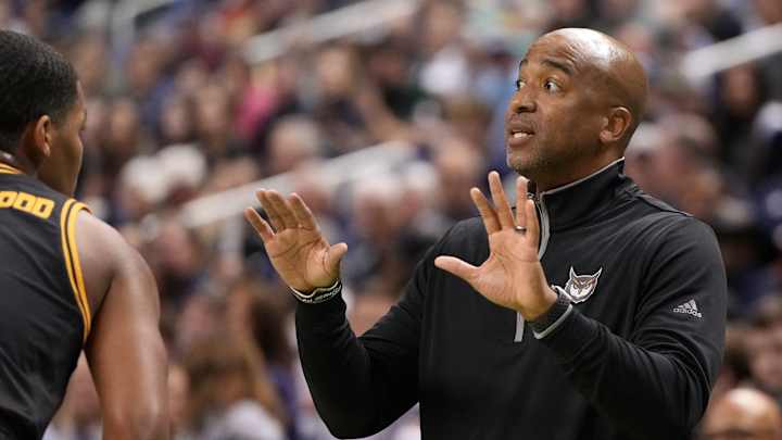 Cal Interviews Kennesaw State Coach Amir Abdur-Rahim for Coaching Vacancy