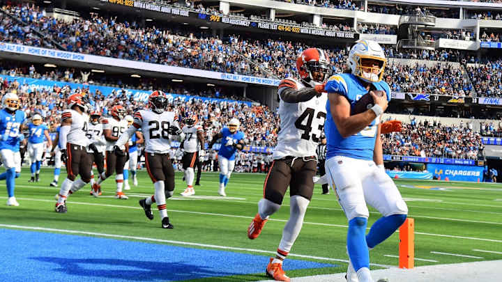 Chargers Fans Discover Video Of Key FA Target Praising Justin Herbert