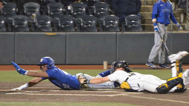 WVU Bats go Cold, Winning Streak Ends