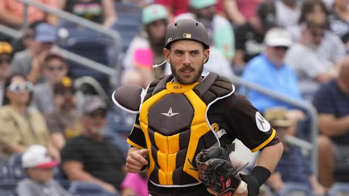 Padres Injury Updates: Juan Soto's MRI, Austin Nola's Nose Fracture, Drew Pomeranz's Elbow