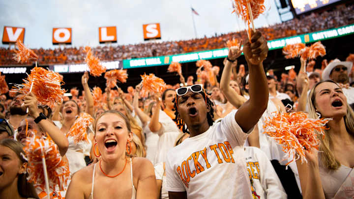 Neyland Stadium Tabbed The Top CFB Environment