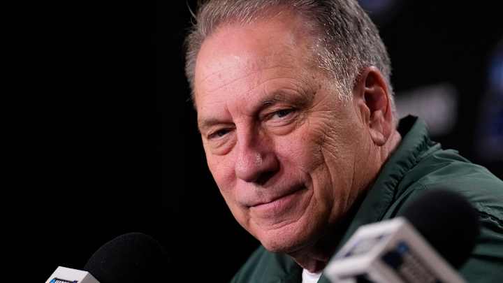 Tom Izzo, Michigan State men's basketball accept invite to 2024 Maui Invitational