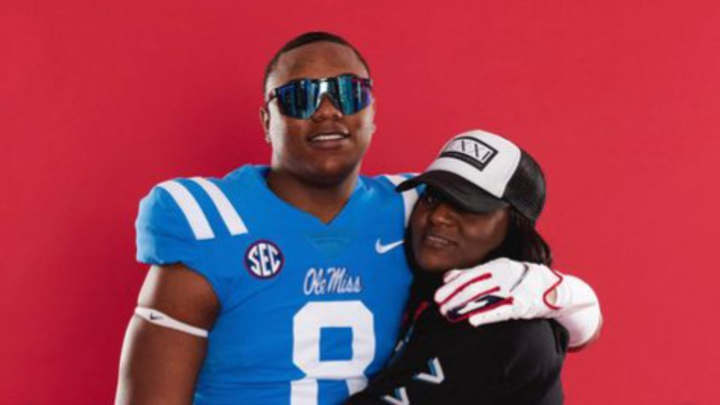 Ole Miss DE Target Jackson on Rebels: ‘I Love the Coaching Staff’ Ole Miss DE Target Jackson on Rebels: ‘I Love the Coaching Staff’