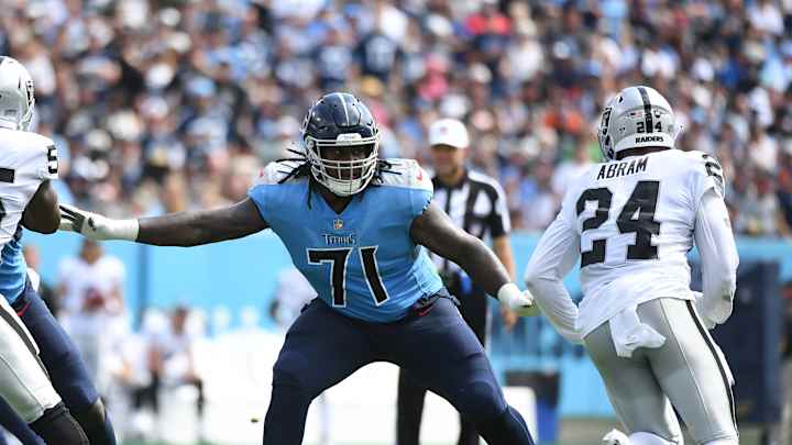 Former Gamecock Dennis Daley Signs Deal With Arizona Cardinals