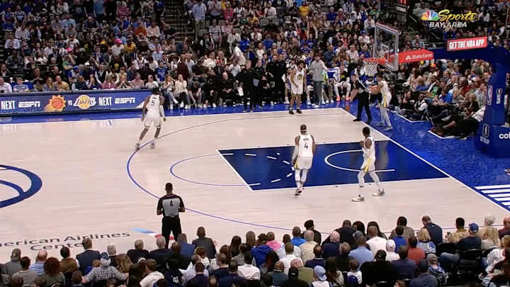 Mavs Being on Wrong End of Floor Led To Hilariously Easy Basket for Warriors
