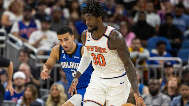 Julius Randle Gets Into Spat With Teammate After Technical Foul