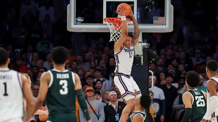 K-State Coach Explains What Really Happened on Markquis Nowell’s Viral Alley-Oop K-State Coach Explains What Really Happened on Markquis Nowell’s Viral Alley-Oop