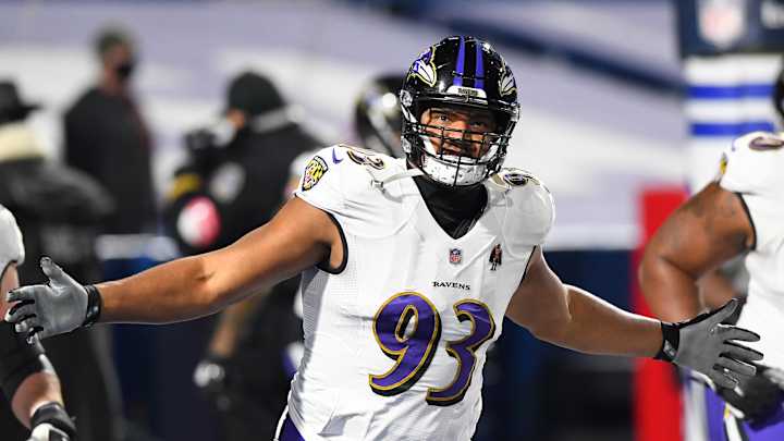Bills Set for Free Agency Visit with Ravens Ex Calais Campbell - Report Bills Set for Free Agency Visit with Ravens Ex Calais Campbell - Report