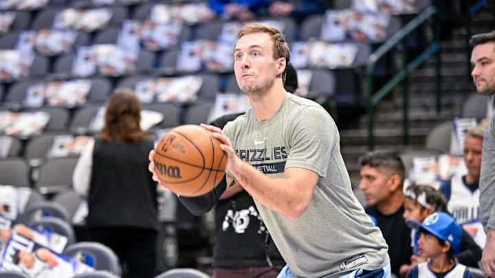 Luke Kennard Makes History in Grizzlies vs. Rockets Game