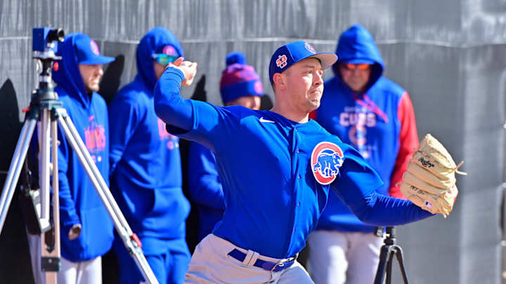 Chicago Cubs Make Surprising Roster Moves, Sampson Optioned