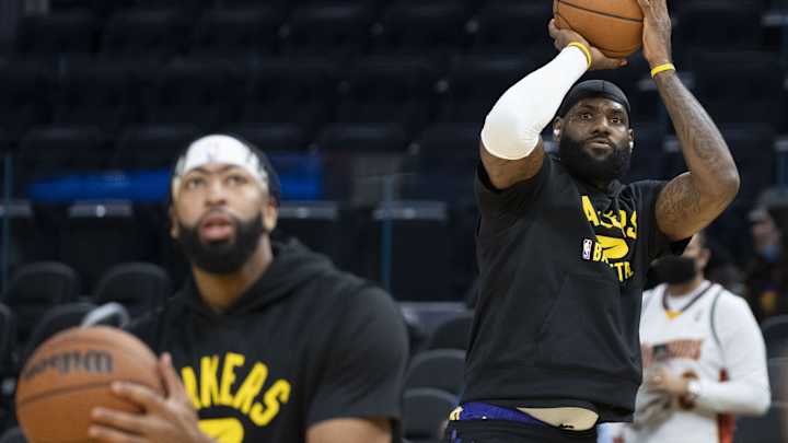 Lakers: Anthony Davis Calls His Relationship With LeBron ‘The Best In The League’