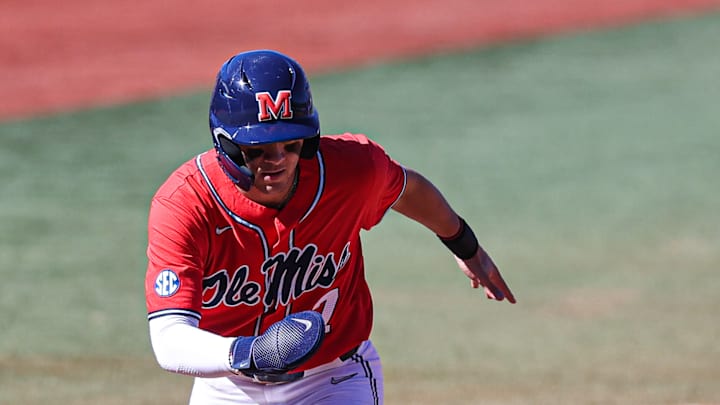 Bullpen Struggles as Rebels Drop Game One of Series vs. Florida