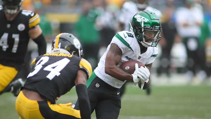 Browns WR Elijah Moore Reflects on Time With Jets Browns WR Elijah Moore Reflects on Time With Jets