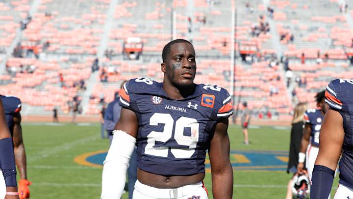 Raiders NFL Draft Prospect: DE Derick Hall, Auburn Raiders NFL Draft Prospect: DE Derick Hall, Auburn