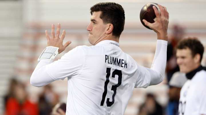 Newcomer Jack Plummer Taking on Leadership Role for Louisville's QBs, Offense