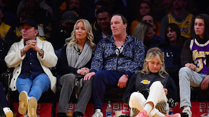 Lakers News: Jeanie Buss And Jay Mohr Are Taking Their Love To The Next Level... Stand-up Comedy