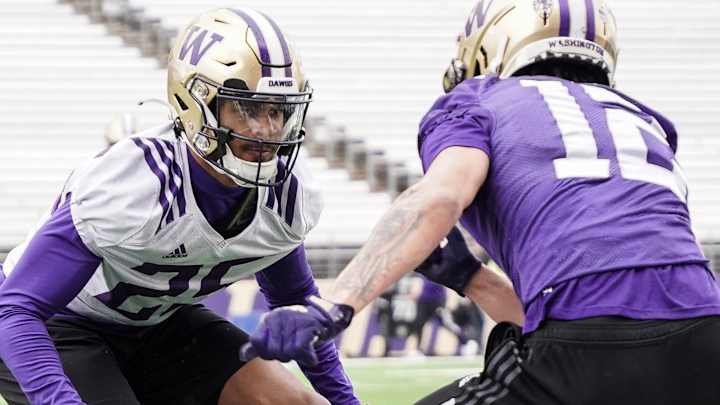 5 UW Spring Football Position Battles to Watch 5 UW Spring Football Position Battles to Watch
