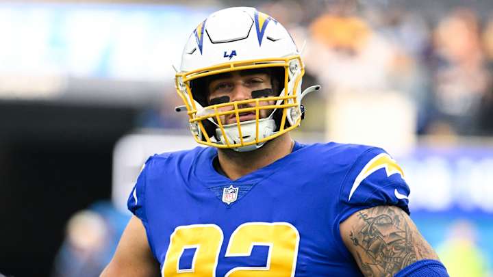 Falcons Sign Chargers DE Joe Gaziano; What's His Role? Falcons Sign Chargers DE Joe Gaziano; What's His Role?