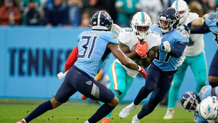 Titans Projected Starting Lineup: Defensive Backfield is Two-Faced Titans Projected Starting Lineup: Defensive Backfield is Two-Faced