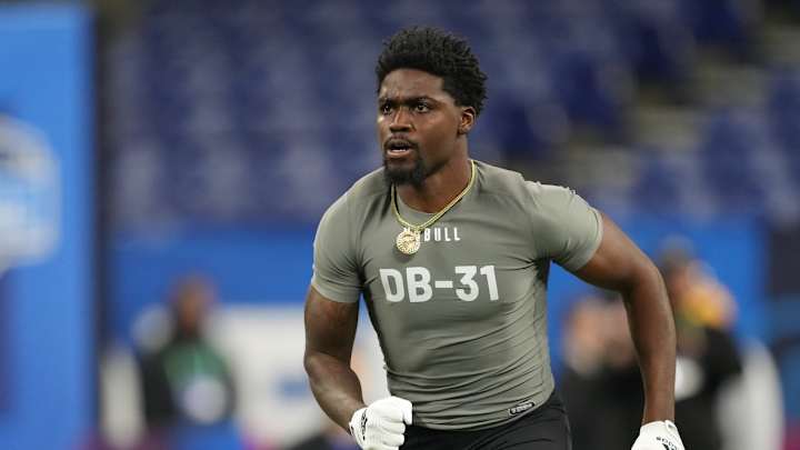 Steelers Holding Pre-Draft Visits With Top CBs Tyrique Stevenson, Emmanual Forbes