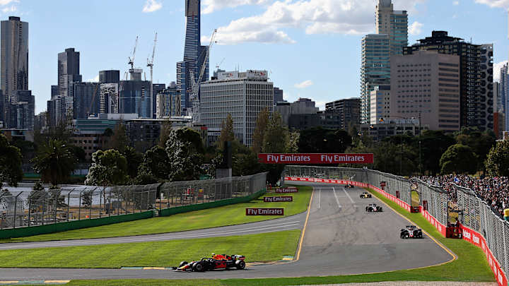 Best Fan Moments From Suspenseful Australian Grand Prix: "Madness" Best Fan Moments From Suspenseful Australian Grand Prix: "Madness"