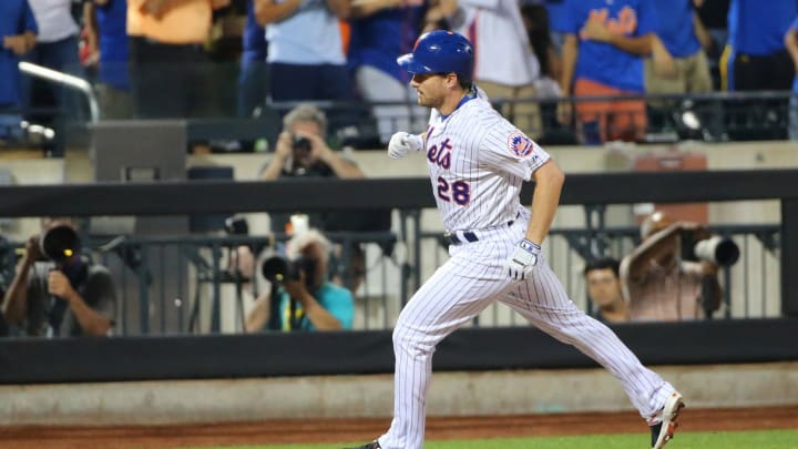 Former Mets, Nationals Star Daniel Murphy Attempting Comeback