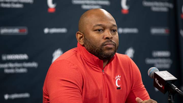 PFF Names Bryan Brown Among College Football's Top-10 Defensive Coordinators