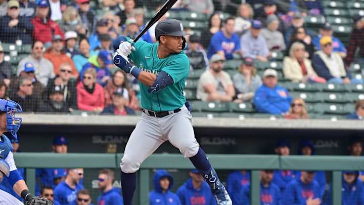 LISTEN: ESPN's Jeff Passan: Julio Rodríguez's Ceiling is Griffey in His Prime LISTEN: ESPN's Jeff Passan: Julio Rodríguez's Ceiling is Griffey in His Prime