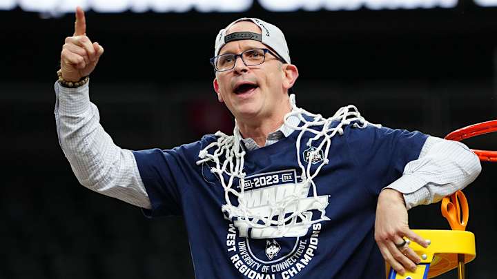 Dan Hurley’s Wife Reveals UConn Coach’s Hilarious NCAA Tournament Superstition Dan Hurley’s Wife Reveals UConn Coach’s Hilarious NCAA Tournament Superstition