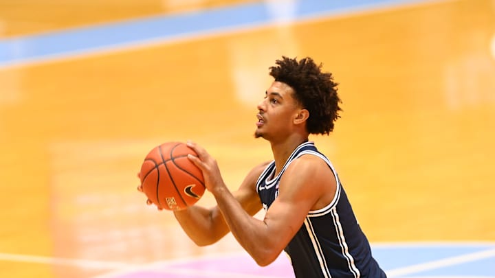 Former Duke basketball forward removes name from transfer portal