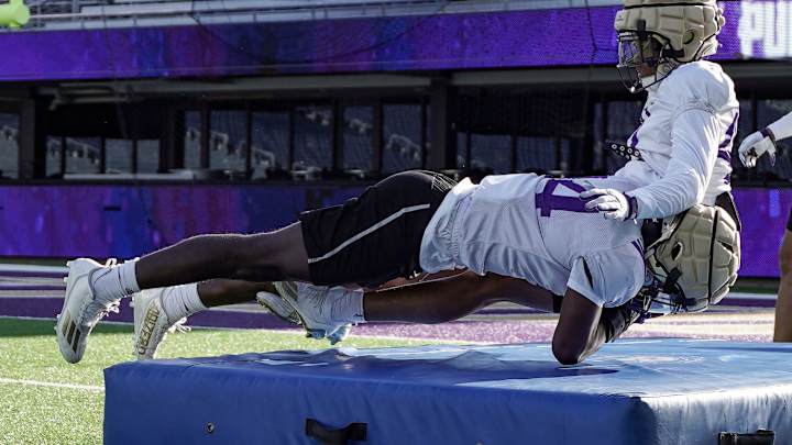 Observations from Washington's Seventh Spring Practice