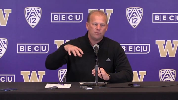 Kalen DeBoer Reviews Scrimmage Following Washington's Eighth Practice Kalen DeBoer Reviews Scrimmage Following Washington's Eighth Practice