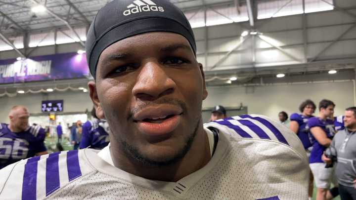 It's a Family Affair On Husky Defensive Line with the Parkers