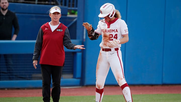 OU Softball: Three Oklahoma Players Named Finalist for Player of the Year OU Softball: Three Oklahoma Players Named Finalist for Player of the Year