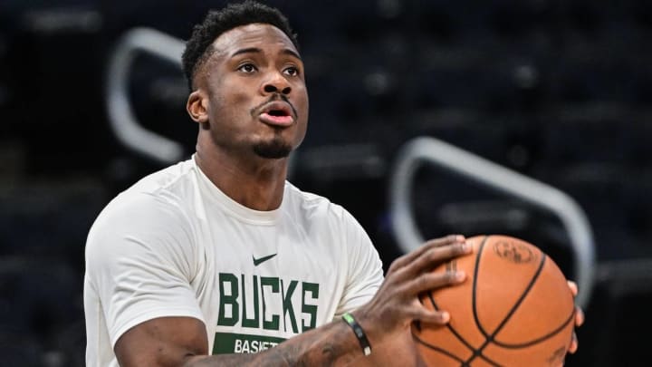 Thanasis Antetokounmpo Suspended for Headbutting Blake Griffin Thanasis Antetokounmpo Suspended for Headbutting Blake Griffin