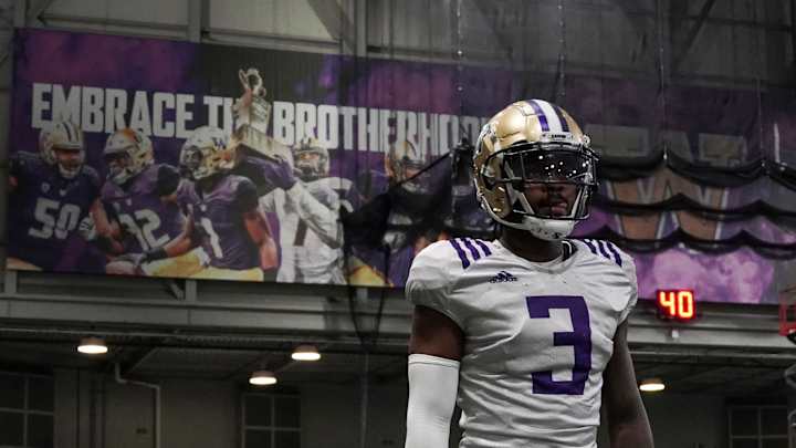 Pac-12 Rewards Powell for His Game-Changing Pick-6 Against ASU