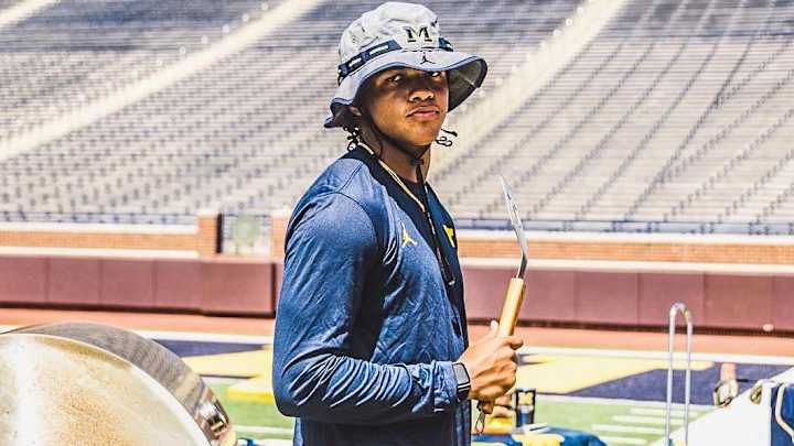 Breaking Down The Jadyn Davis Commitment, Present & Future