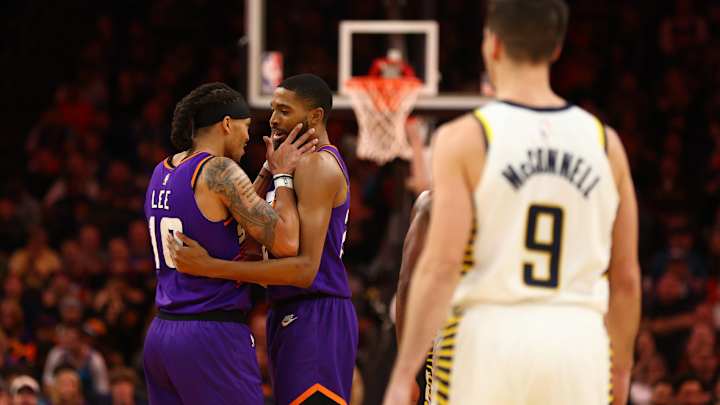 One Former, Current Suns Nominated for Teammate of the Year Award One Former, Current Suns Nominated for Teammate of the Year Award