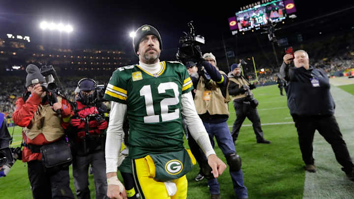 Rodgers, Packers Go From ‘Big Commitment’ to Big Trade
