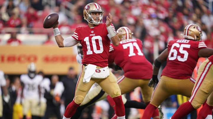 Garoppolo Brings Raiders Much-Needed Red-Zone Production