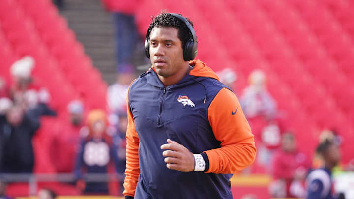 Report: Broncos QB Russell Wilson Involved in Golf Accident Report: Broncos QB Russell Wilson Involved in Golf Accident