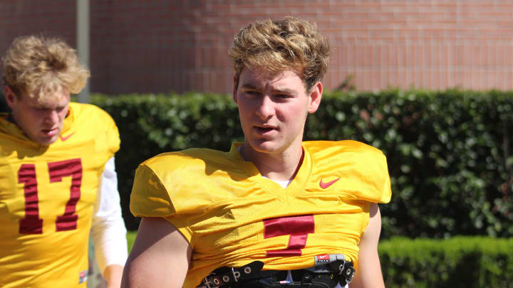 USC Football: Trojans Land UNLV Transfer Quarterback Jayden Maiava