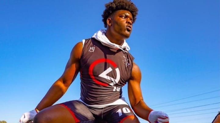 Athletic Defensive Lineman Puts Michigan In Top Ten
