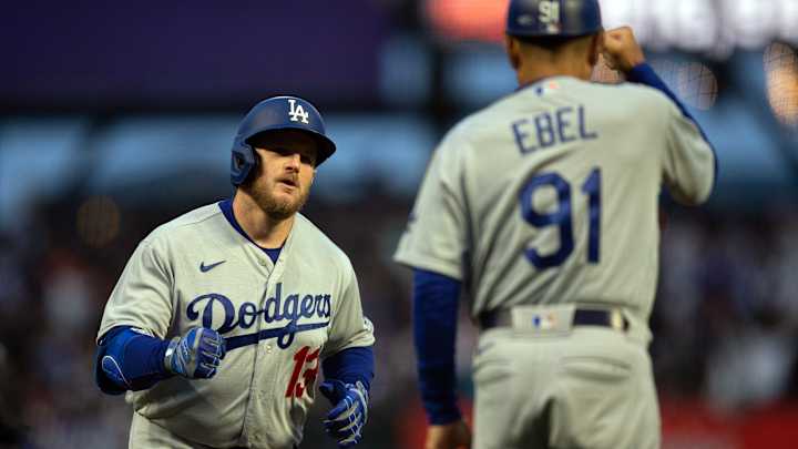 Max Muncy continues cursing SF Giants, leads Dodgers to 9-1 win