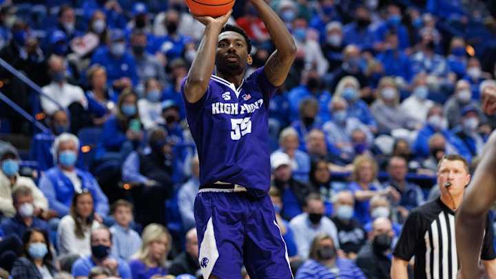 High Point Transfer Zack Austin Commits to Pitt High Point Transfer Zack Austin Commits to Pitt