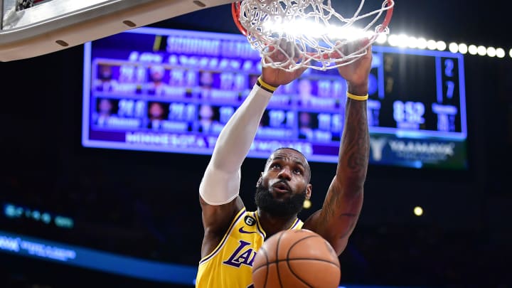 Lakers Beat Timberwolves In Overtime, Grab No. 7 Seed in Western Conference Lakers Beat Timberwolves In Overtime, Grab No. 7 Seed in Western Conference