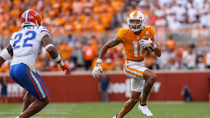 Bills Meet With Two SEC Standouts in Pre-Draft Top-30 Visits Bills Meet With Two SEC Standouts in Pre-Draft Top-30 Visits