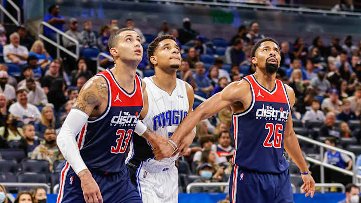 Kyle Kuzma Strikes Back At Former Teammate Spencer Dinwiddie Kyle Kuzma Strikes Back At Former Teammate Spencer Dinwiddie