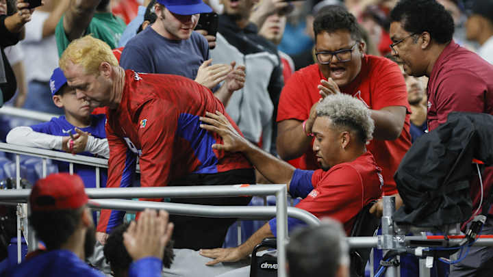 WATCH: New York Mets Closer Edwin Says He Might Be Able to Pitch This Year